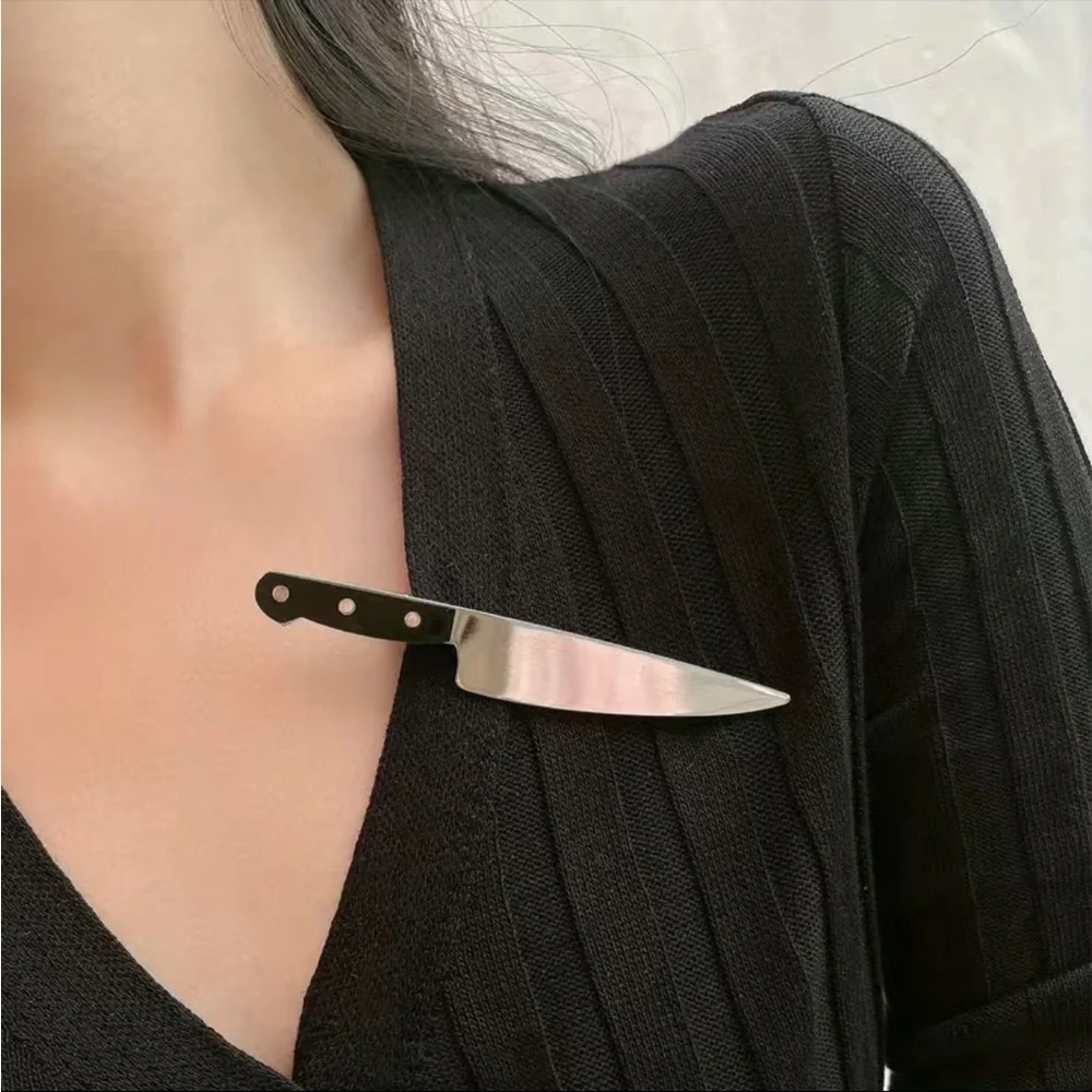NWT 2 piece KNIFE CLIPS HALLOWEEN HAIR ACCESSORY​​​​​​​​